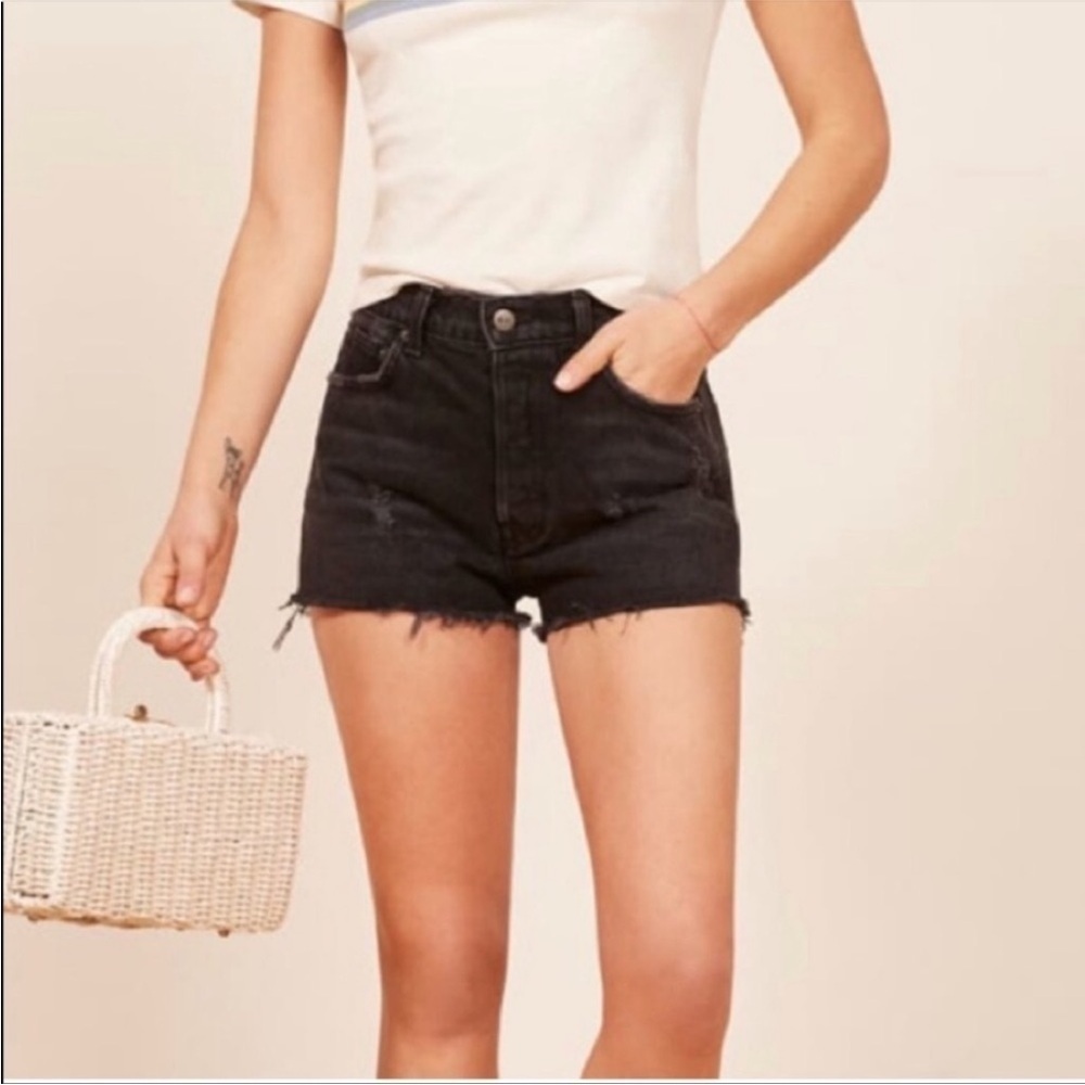 Reformation sz 26 Dixie High Rise Black Distressed Cut-off Jean Denim Shorts